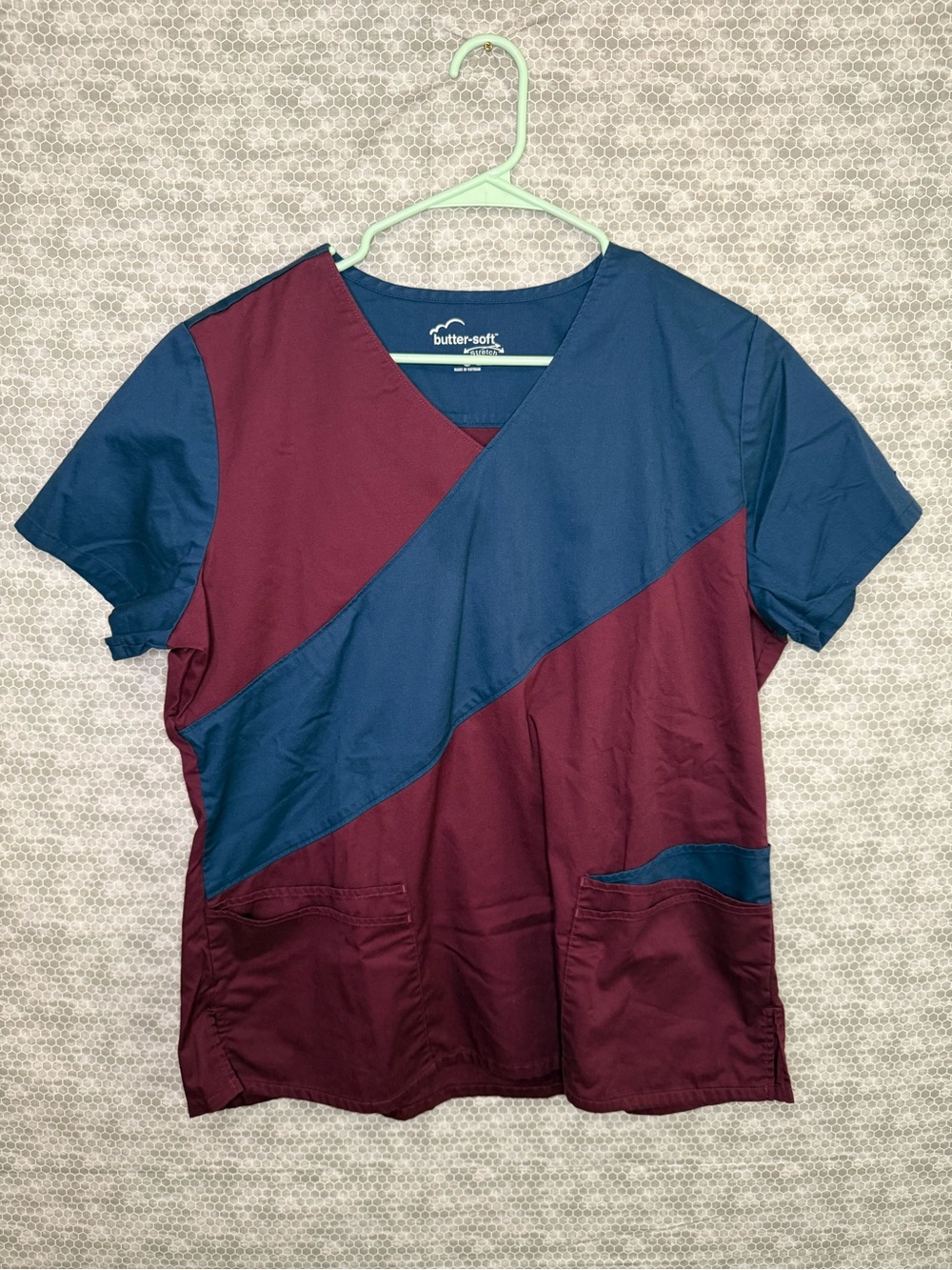 Butter-Soft Two-Tone Scrub Top in Burgundy & Navy